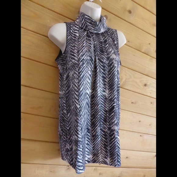 Joan Vass Studio Gray Chevron Stripe Turtleneck Mock Blouse Sleeveless Shirt Top - Picture 2 of 6